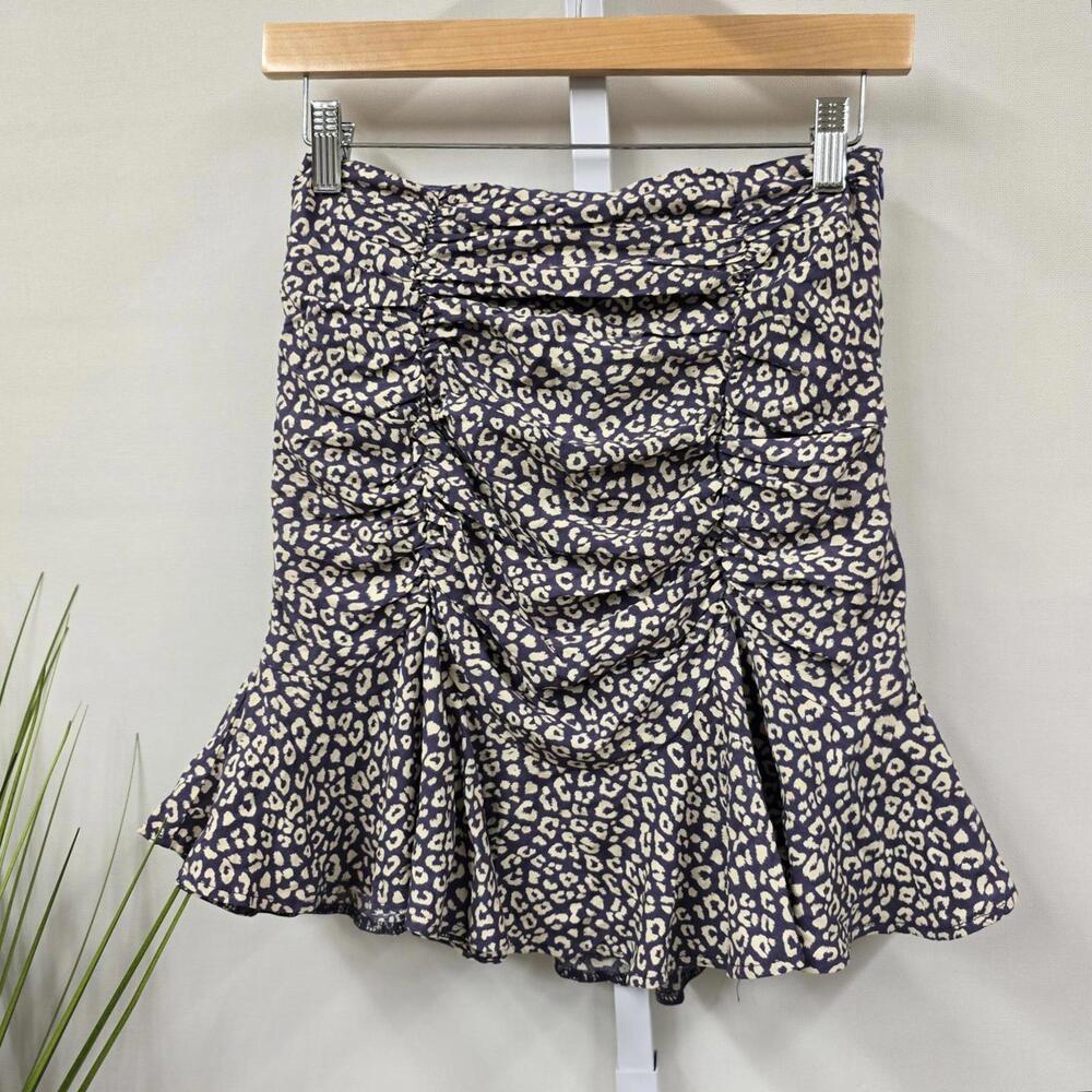 Shop Neighbor Los Angeles Purple Leopard Ruched Ruffle Mini‎ Skirt S S5687